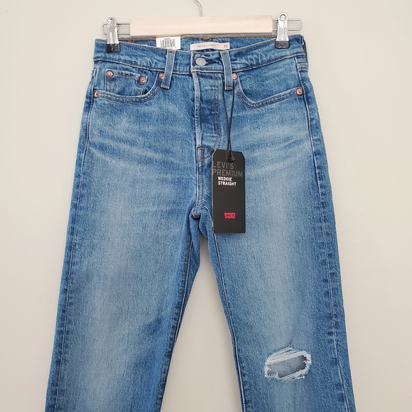 Levi's WEDGIE Premium Straight Jeans - Picture 5 of 5